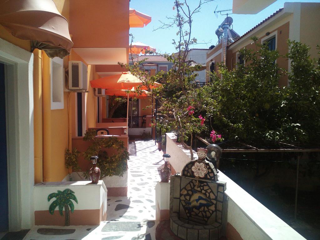 Studios Cosmopolitan Panagiouda Exterior foto